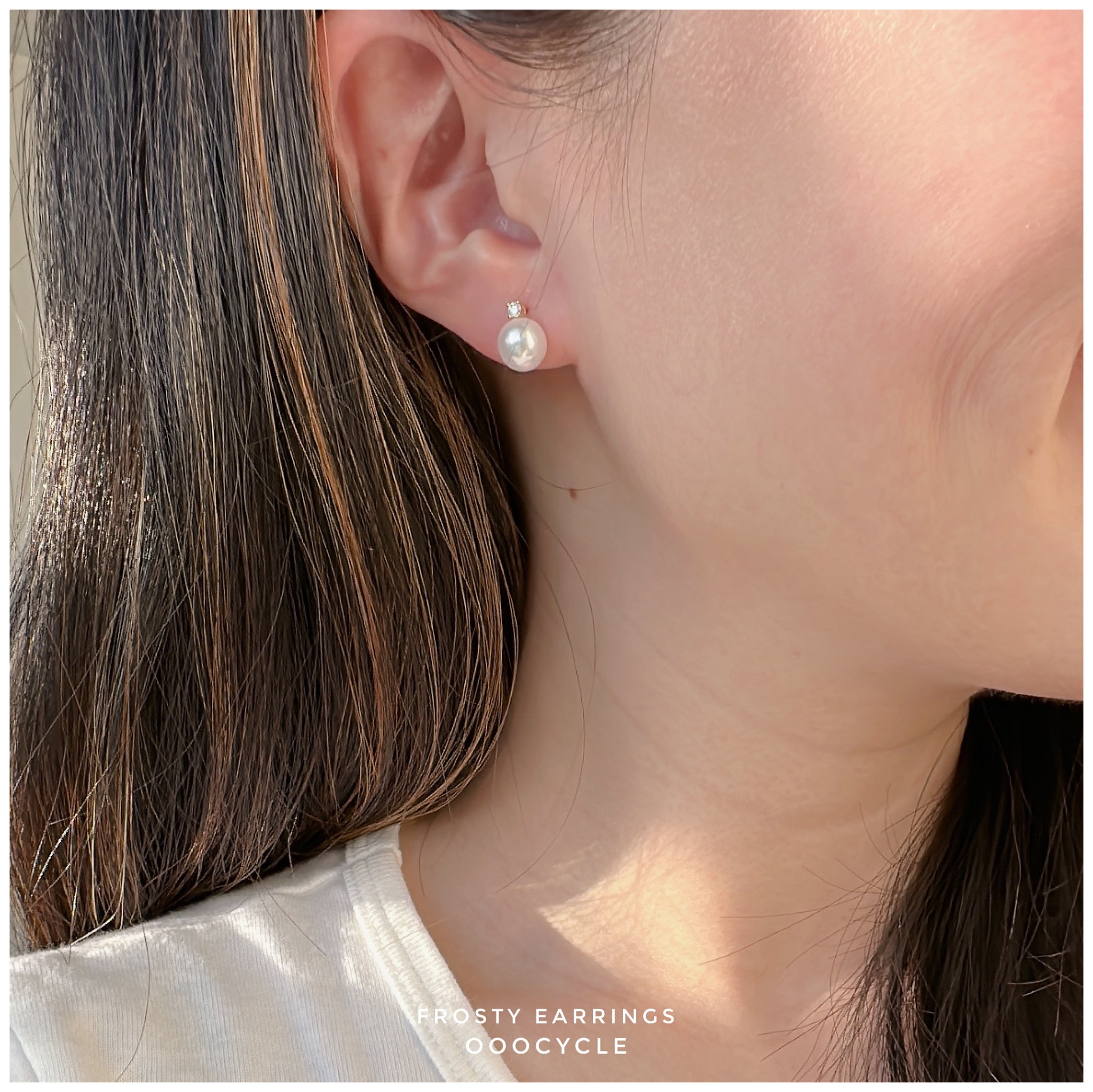 F r o s t y, Akoya earrings