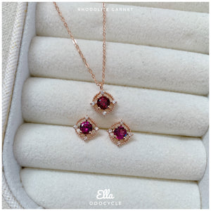 E l l a, Rhodolite Garnet